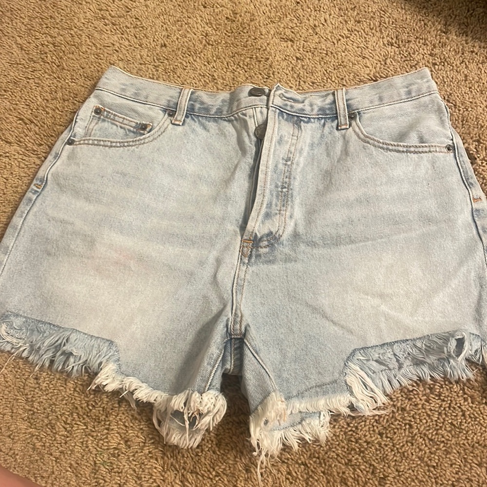 Women’s denim shorts size large